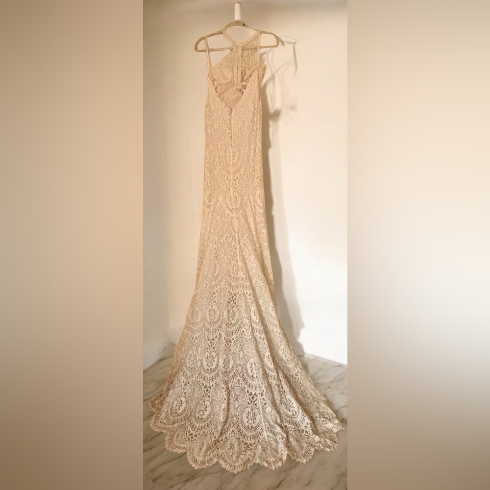 Allure Bridals Wilderly Bride “Julie F-147” Off-White/Sand Wedding Gown size 12 - Picture 5 of 10